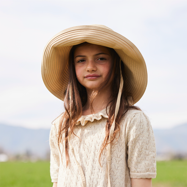 Vestido calado beige